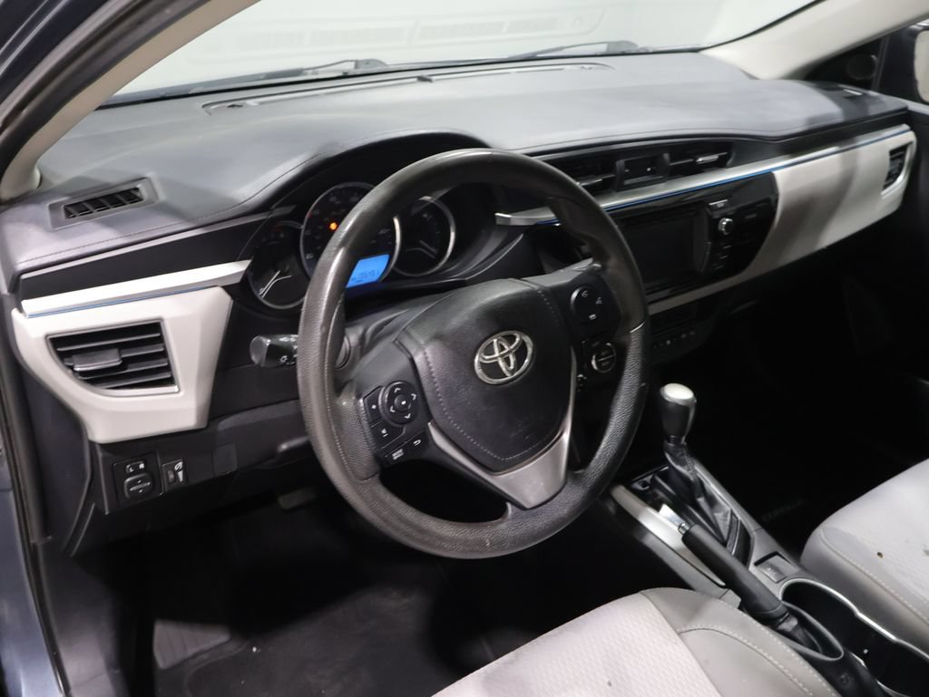 Used 2014 Toyota Corolla LE FWD image 13