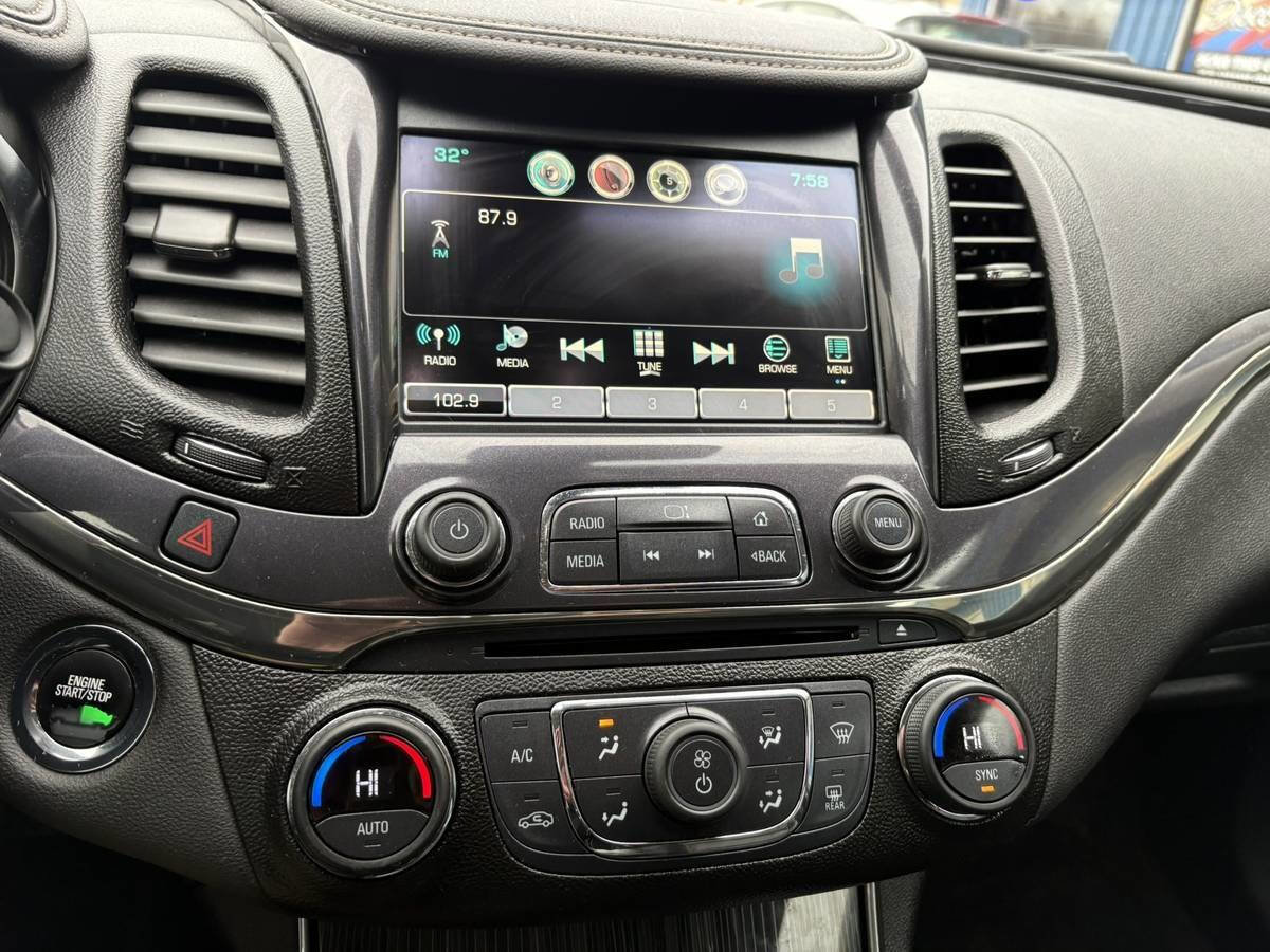Used 2016 Chevrolet Impala LTZ image 11