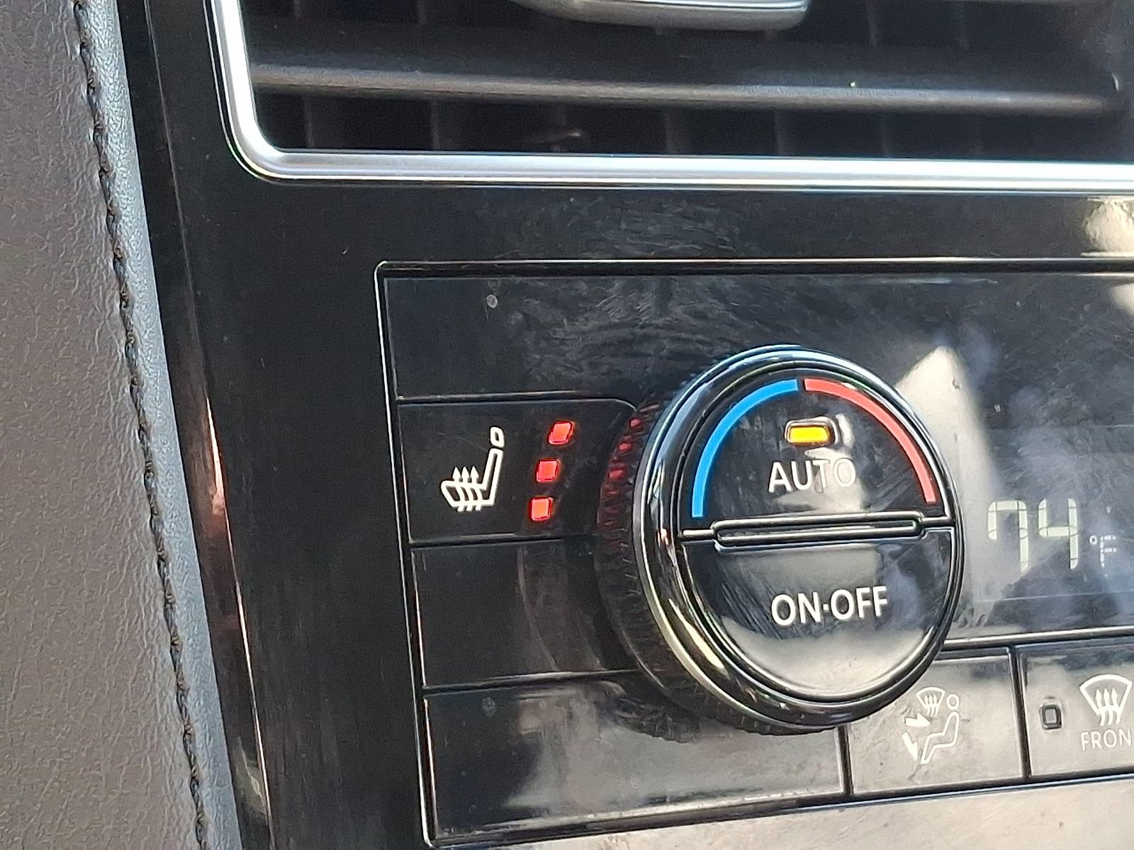 Used 2021 Nissan Armada SL w/ Captain's Chairs Package image 25