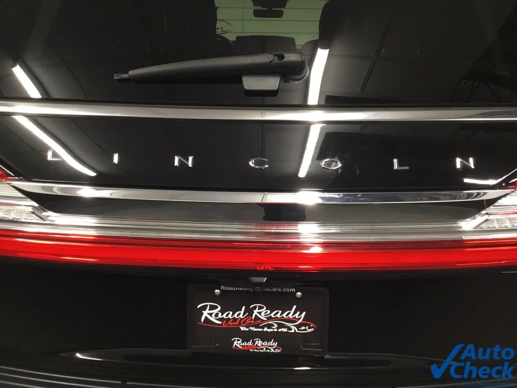 Used 2019 Lincoln Navigator Select w/ Technology Package AWD/4WD image 14