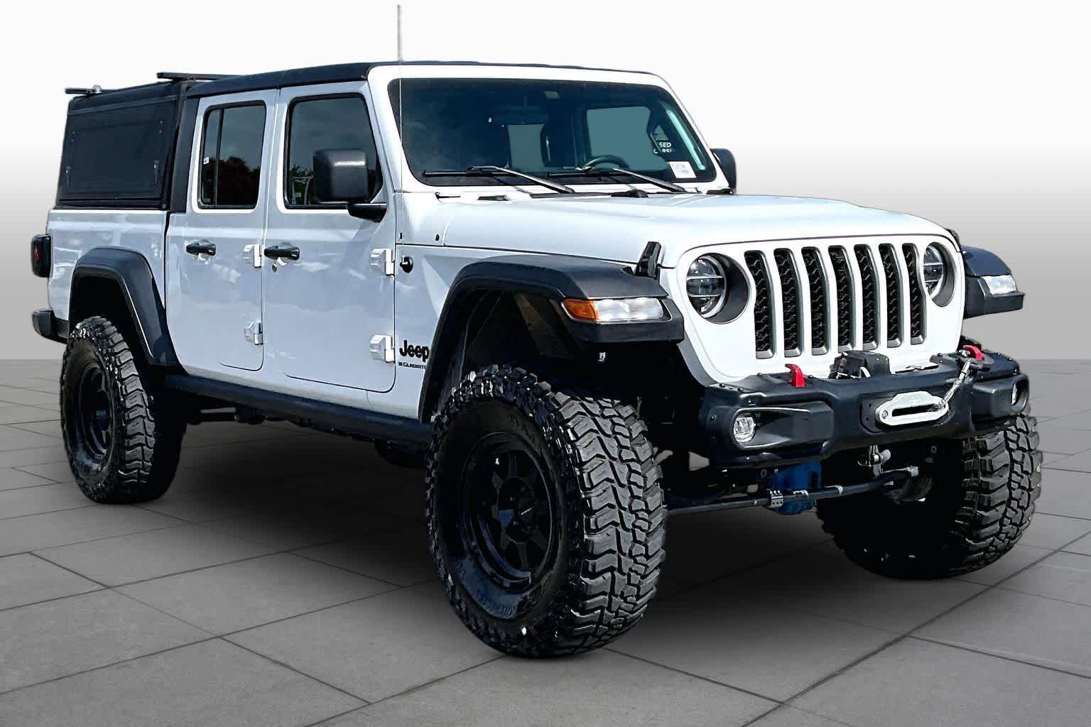 Used 2023 Jeep Gladiator Sport w/ Trailer Tow Package AWD/4WD image 2