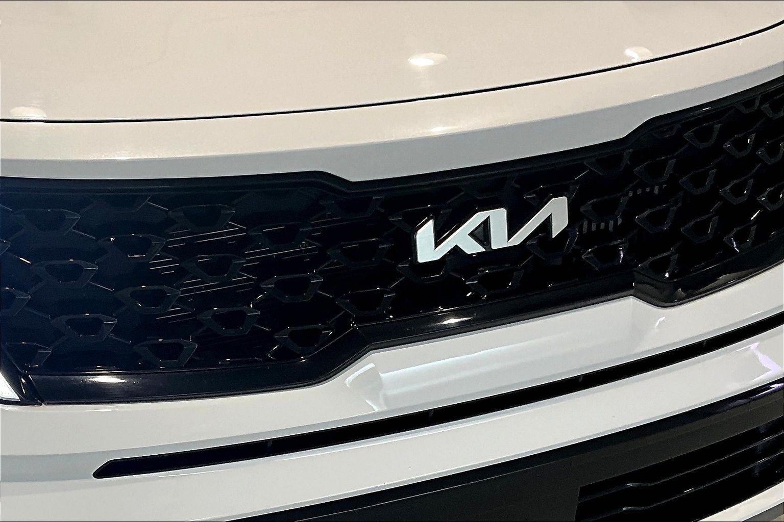 Used 2023 Kia Sorento SX AWD/4WD image 34