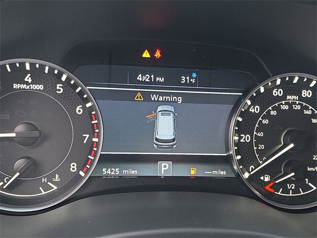 Certified 2024 Nissan Armada SL w/ Captain's Chairs Package image 15