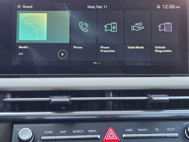 Certified 2025 Hyundai Tucson SE image 16