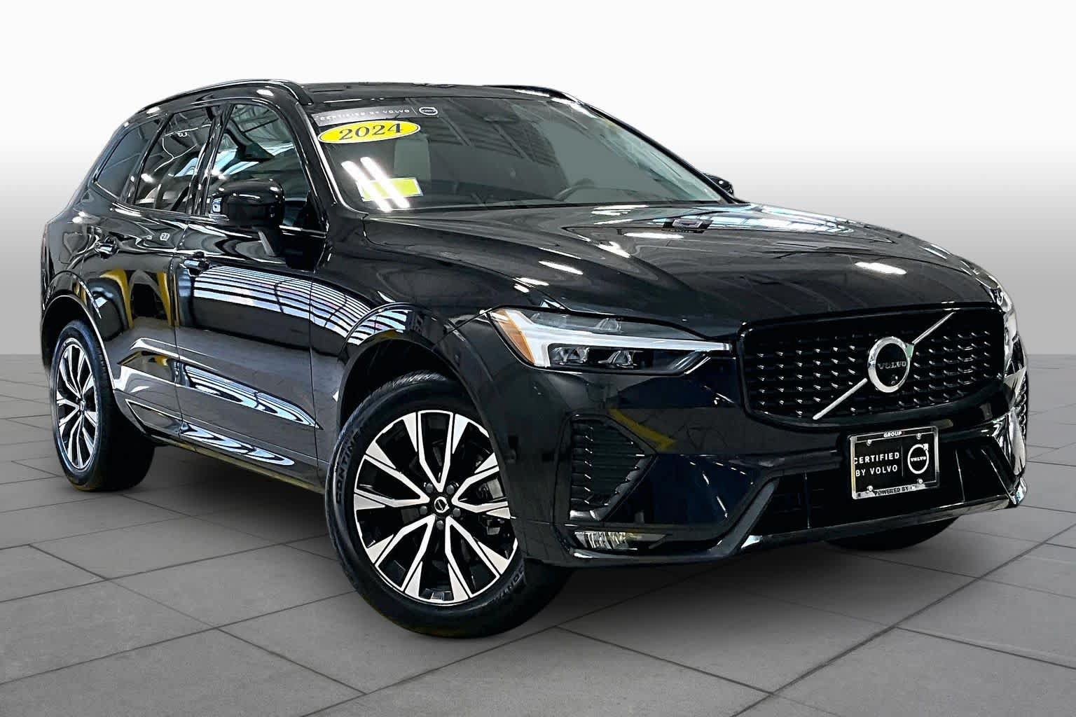 Certified 2024 Volvo XC60 B5 Plus w/ Protection Package Premier AWD/4WD image 3