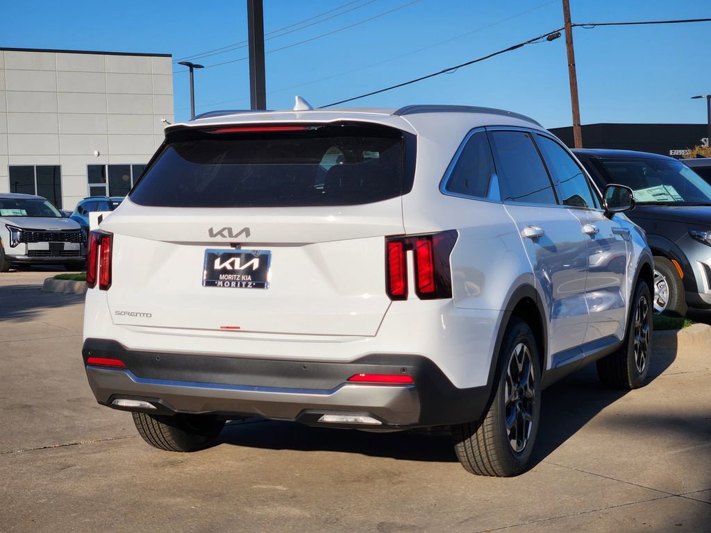 New 2026 Kia Sorento S image 4