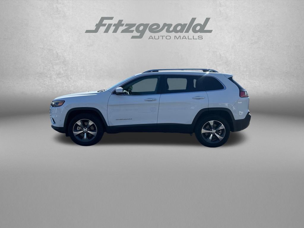 Used 2019 Jeep Cherokee Limited w/ Luxury Group image 2