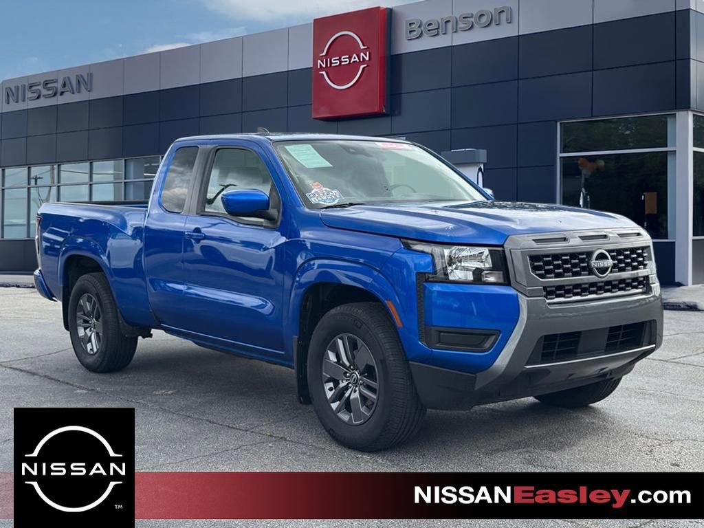 Certified 2025 Nissan Frontier SV RWD image 1