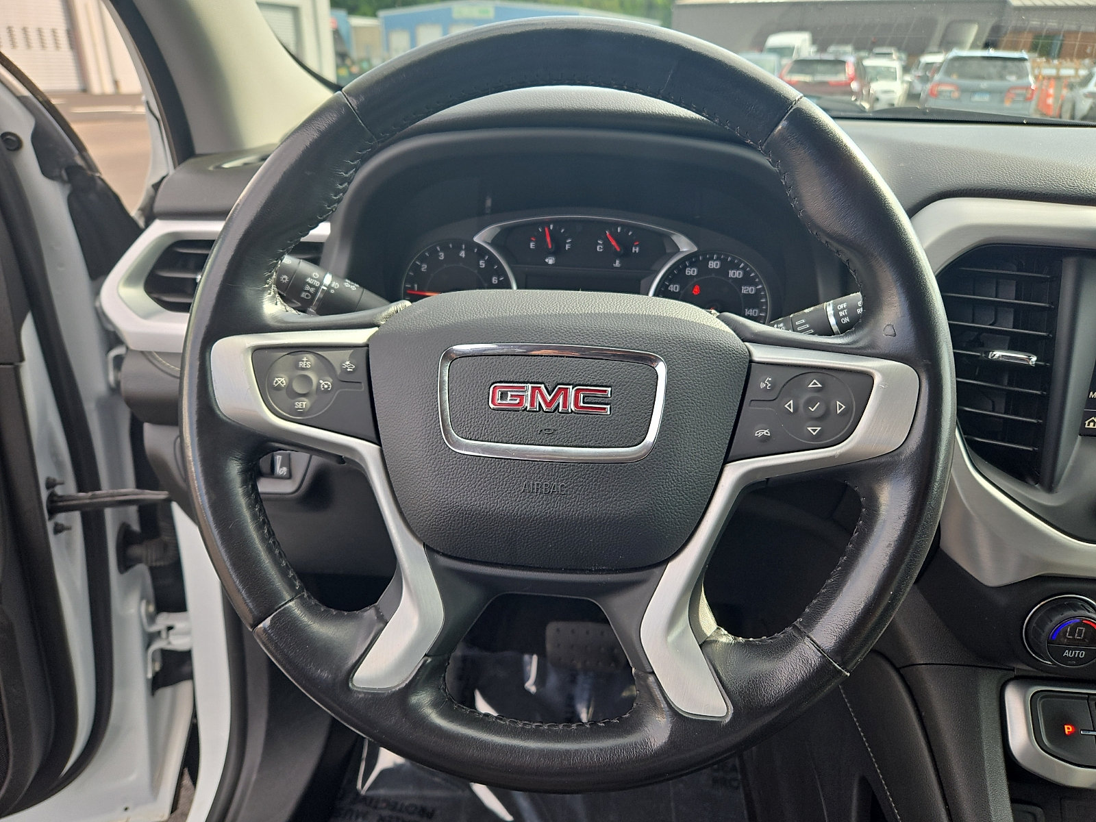 Used 2021 GMC Acadia SLT AWD/4WD image 19