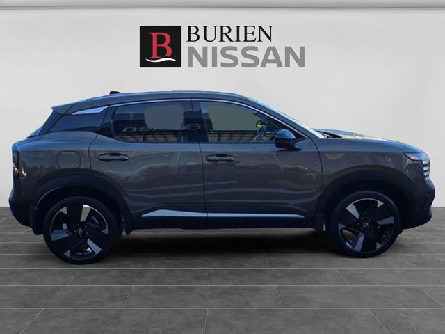 New 2026 Nissan Kicks SR w/ SR Premium Package AWD/4WD image 4