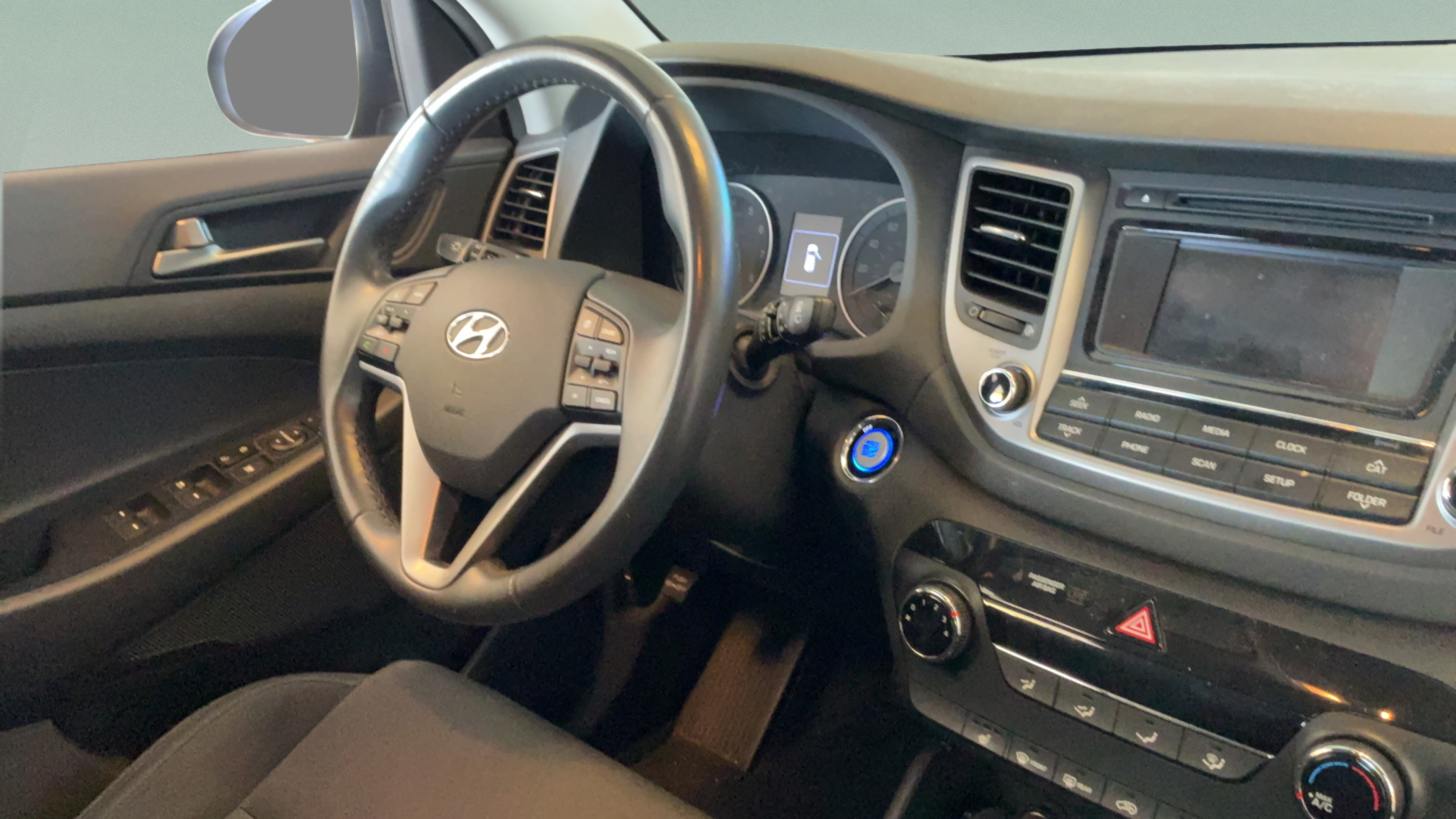 Used 2017 Hyundai Tucson Sport w/ Cargo Package AWD/4WD image 33