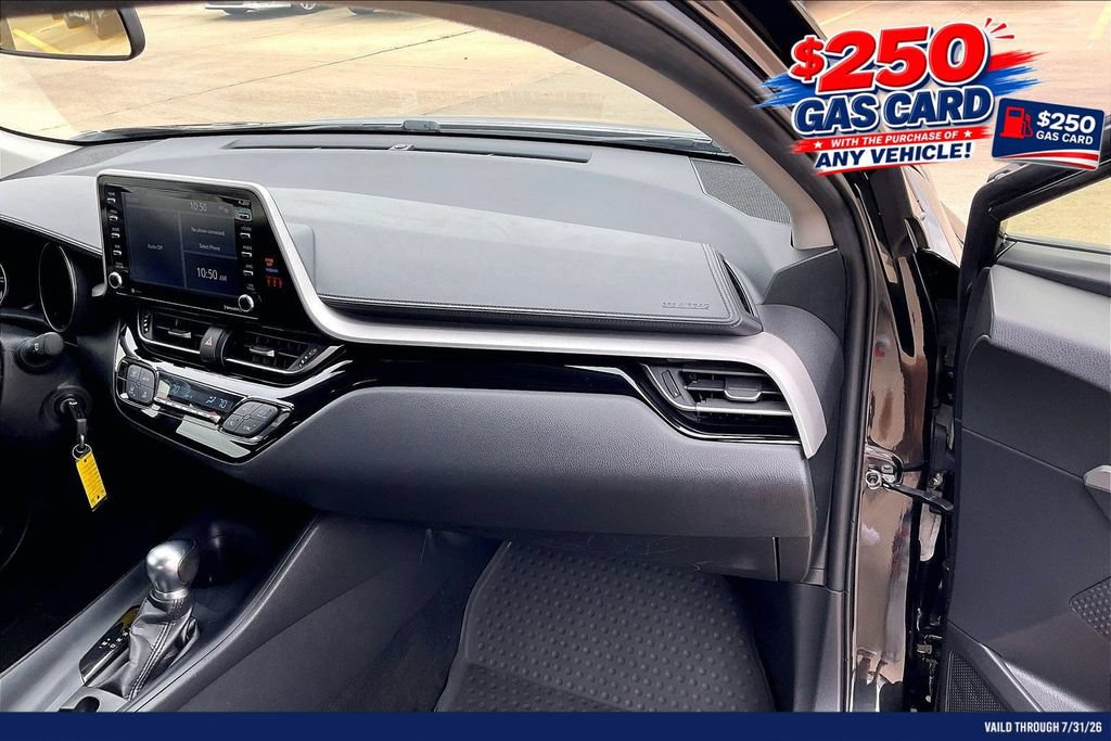 Used 2021 Toyota C-HR LE FWD image 15
