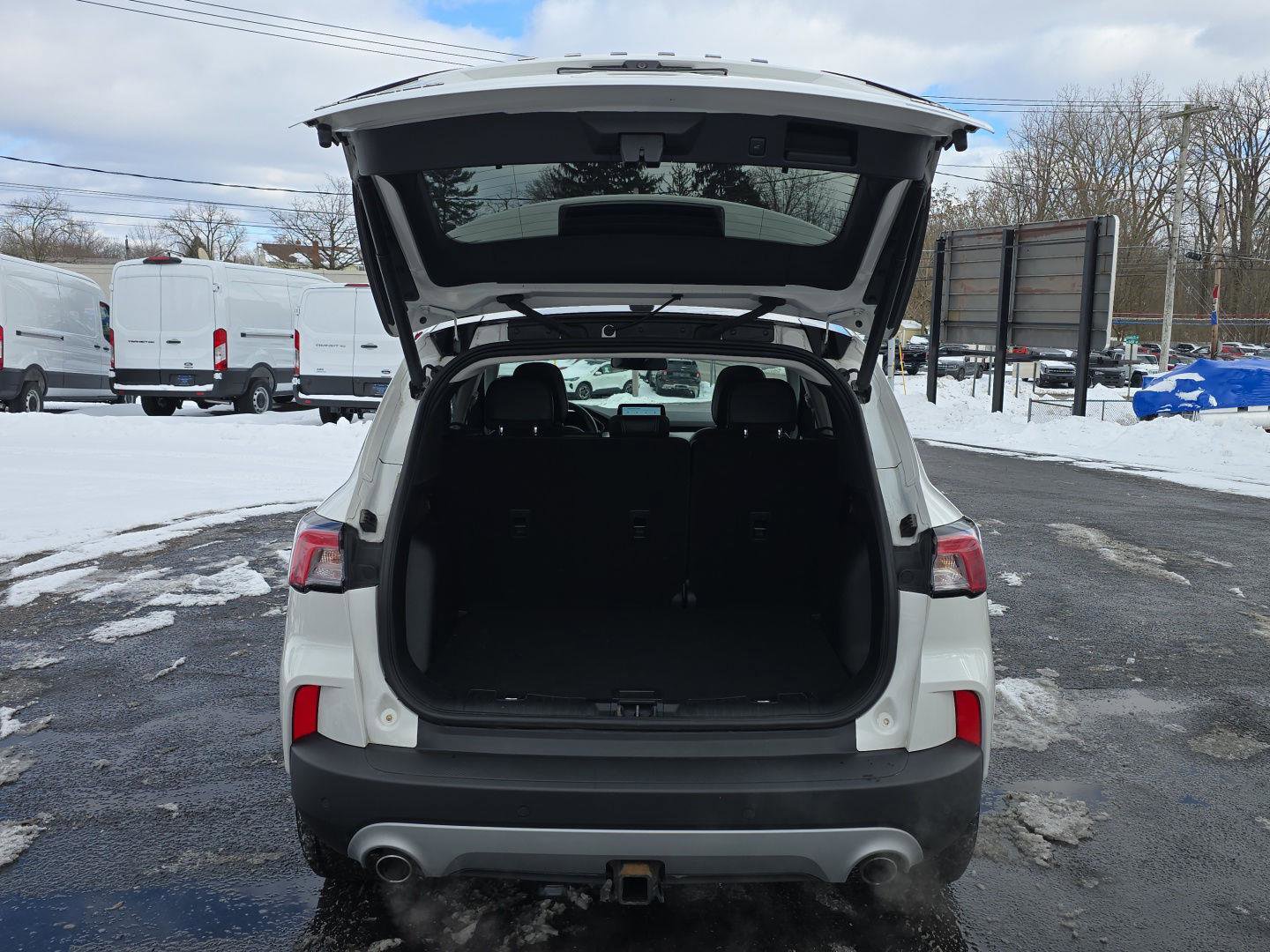 Used 2022 Ford Escape Titanium w/ Class II Trailer Tow Package image 36