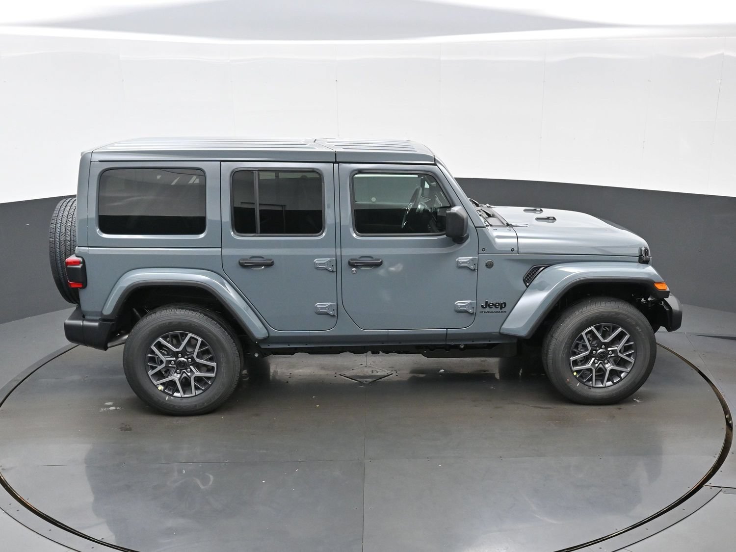 New 2026 Jeep Wrangler Unlimited Sahara w/ Safety Group AWD/4WD image 26