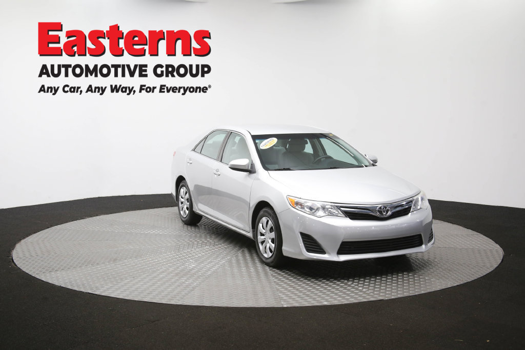 Used 2014 Toyota Camry LE FWD image 51
