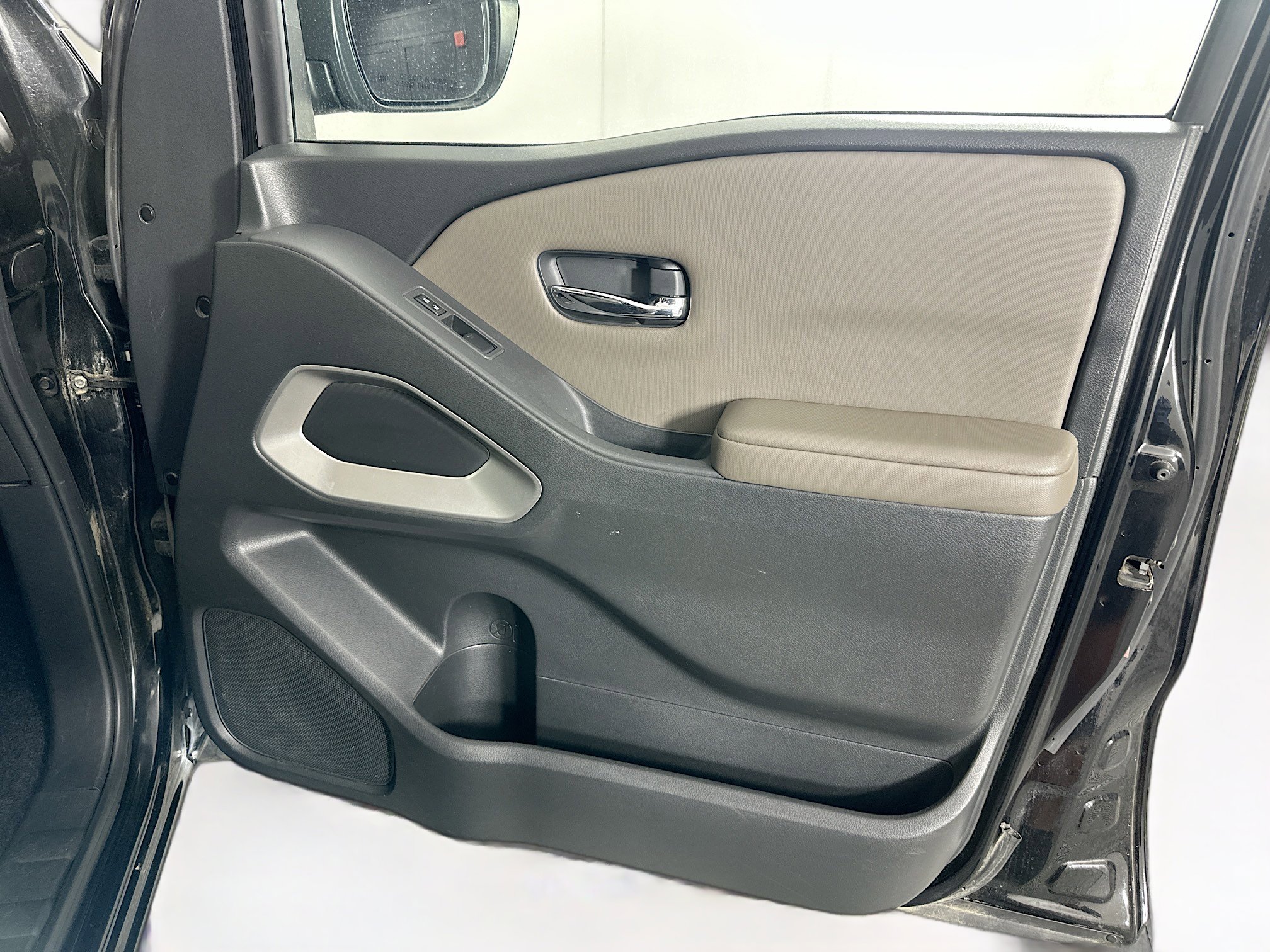 Used 2022 Nissan Frontier SV image 30