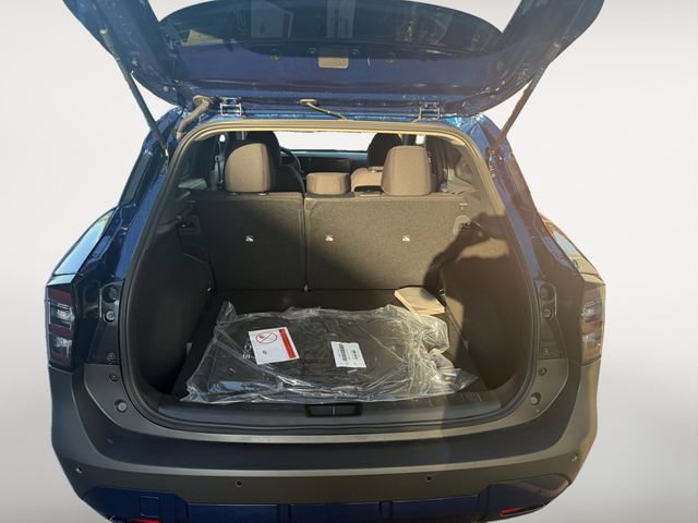 New 2026 Nissan Kicks SV w/ Cold Weather Package FWD image 6