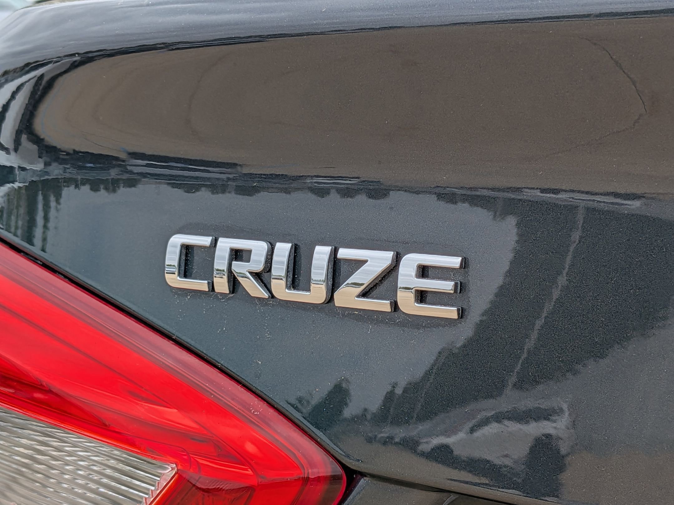 Used 2017 Chevrolet Cruze LT FWD image 25
