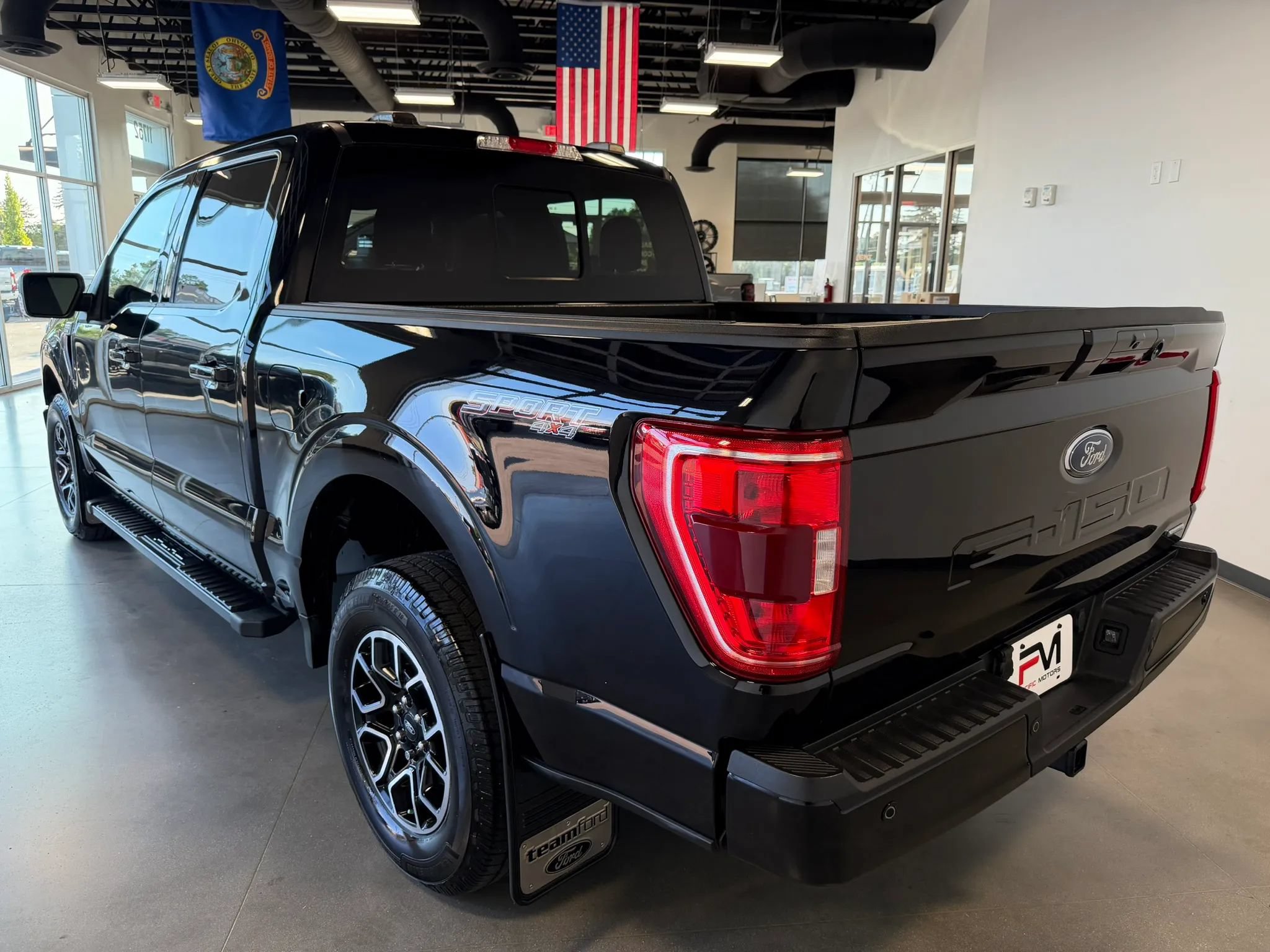 Used 2021 Ford F150 XLT w/ Equipment Group 302A High AWD/4WD image 8