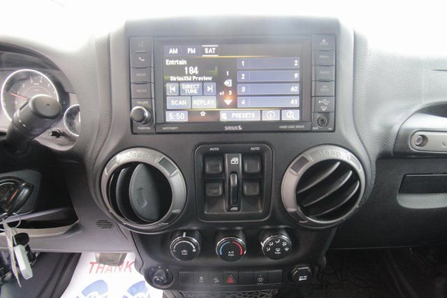 Used 2017 Jeep Wrangler Unlimited Sport image 24