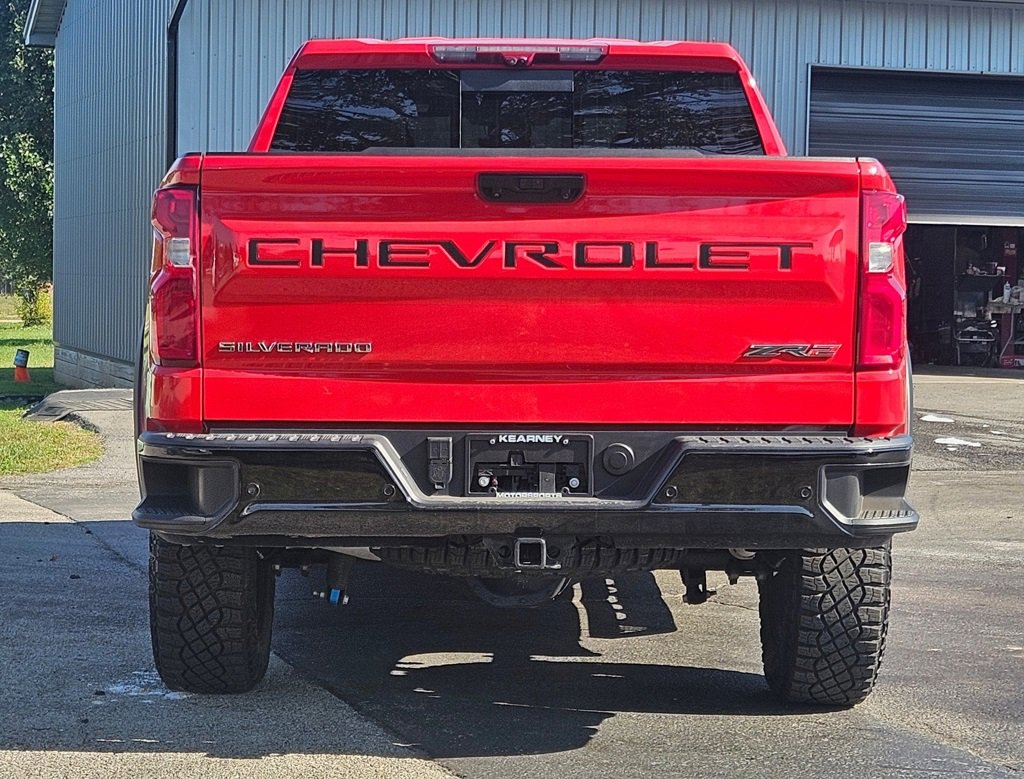 Used 2024 Chevrolet Silverado 1500 ZR2 w/ Technology Package image 7