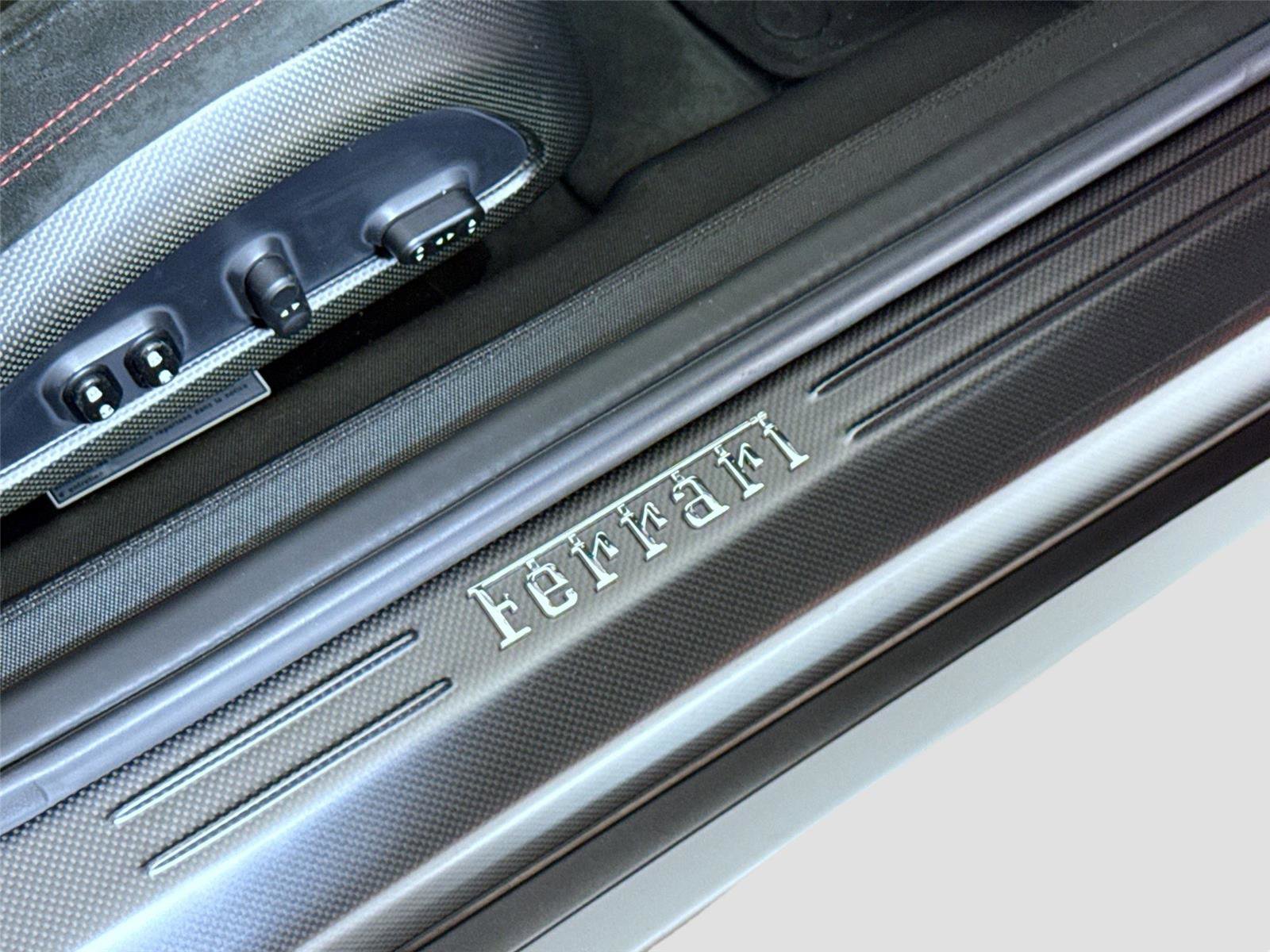 Used 2011 Ferrari 599 GTB Fiorano image 38