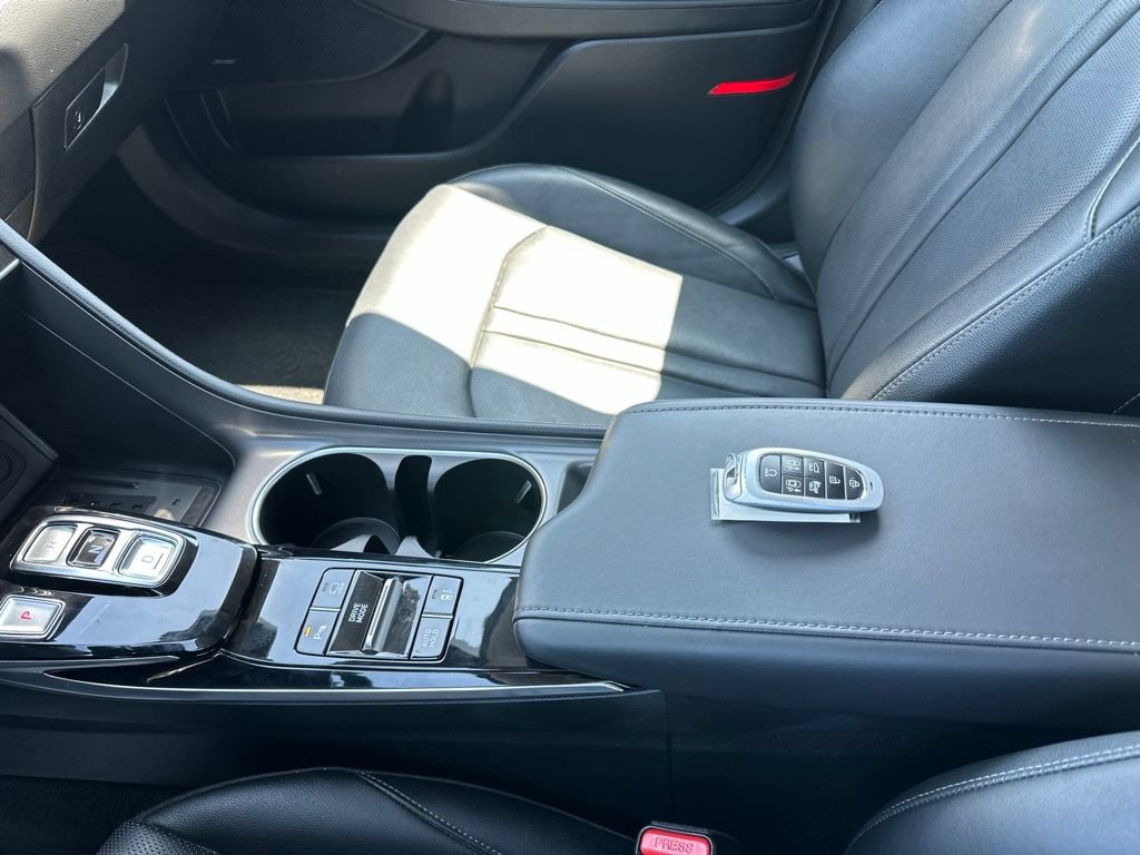 Used 2022 Hyundai Sonata Limited FWD image 23