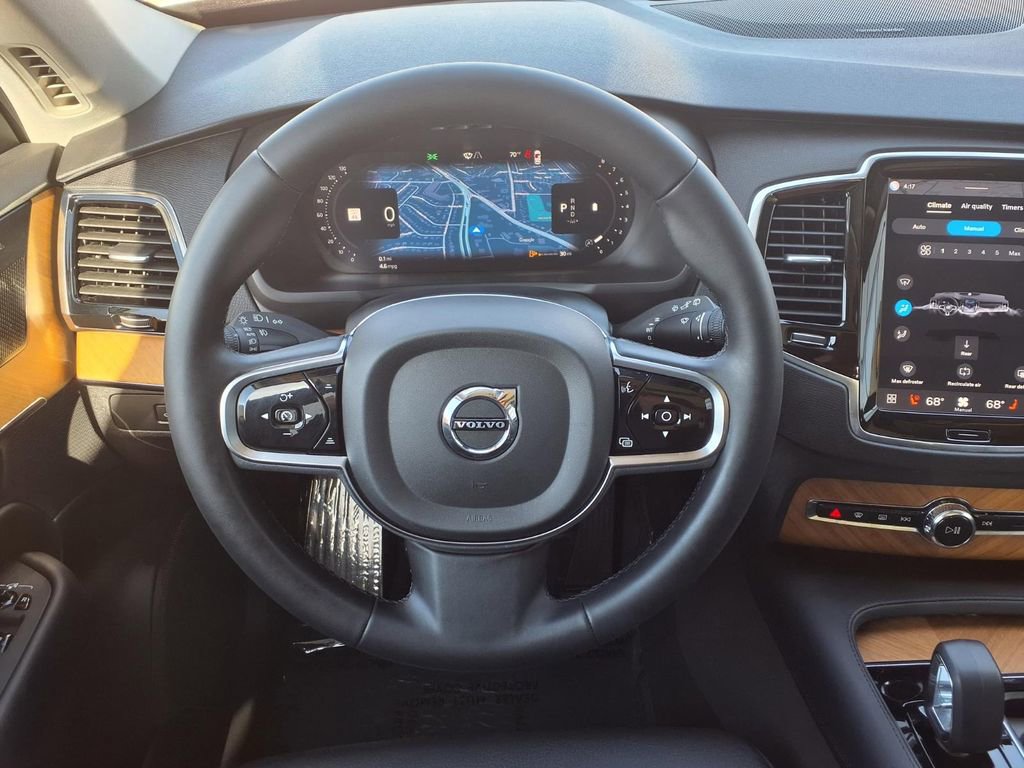 Used 2023 Volvo XC90 B6 Plus w/ Protection Package Premier AWD/4WD image 15