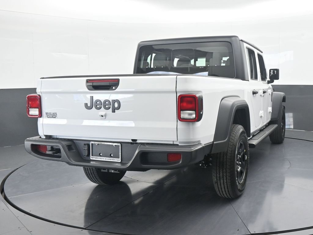 New 2026 Jeep Gladiator Sport AWD/4WD image 5
