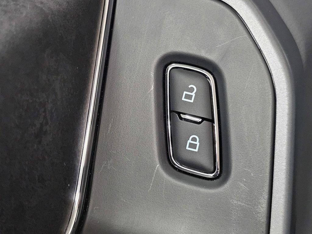 Used 2025 Ford F150 XLT w/ Equipment Group 301A Standard AWD/4WD image 28