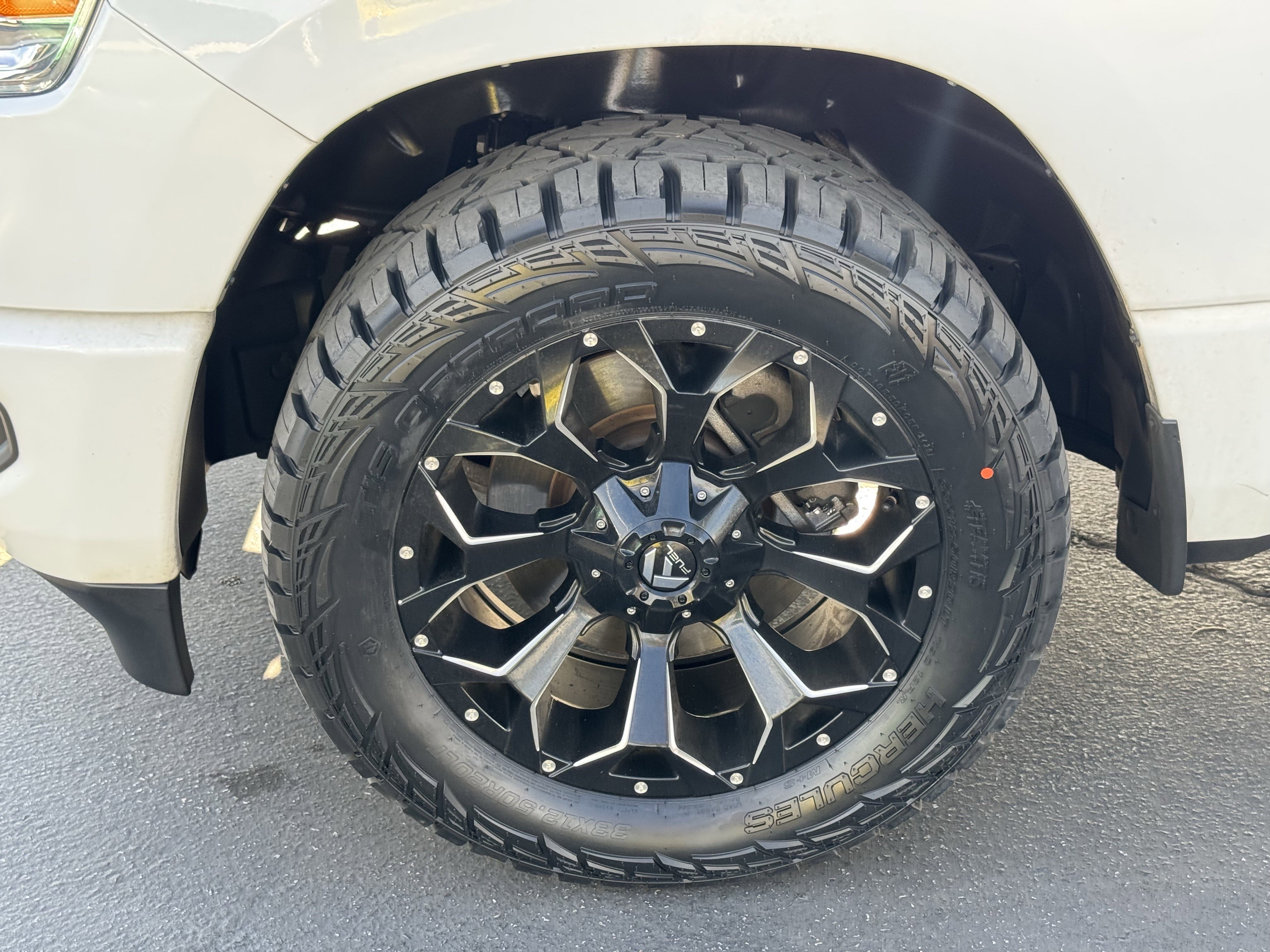 Used 2019 RAM 1500 Big Horn image 12
