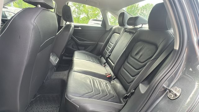 Used 2024 Volkswagen Jetta SEL FWD image 31