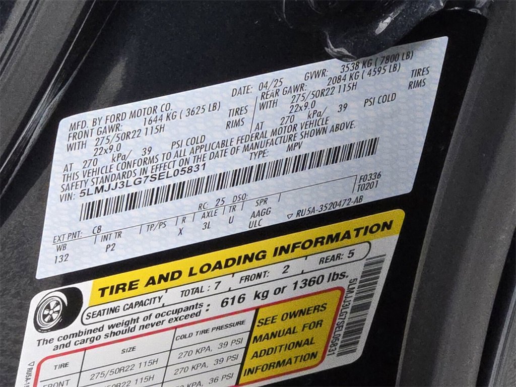 Used 2025 Lincoln Navigator L Reserve w/ Jet Appearance Package image 22