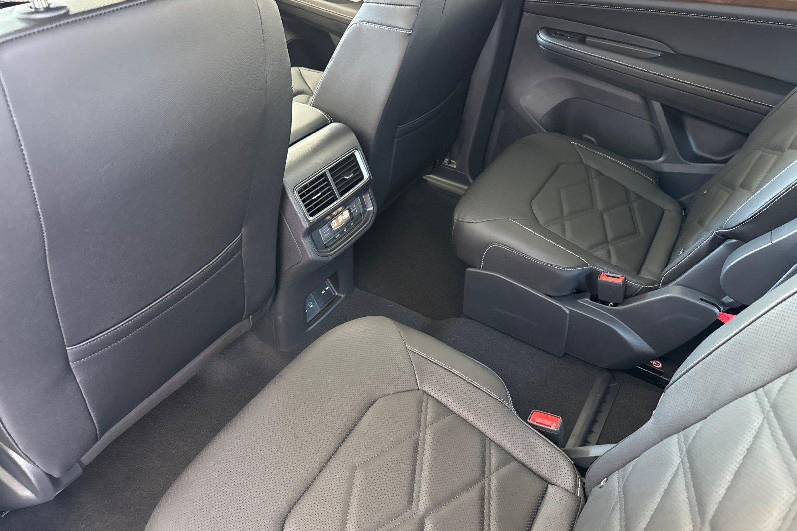 New 2026 Volkswagen Atlas SE AWD/4WD image 11