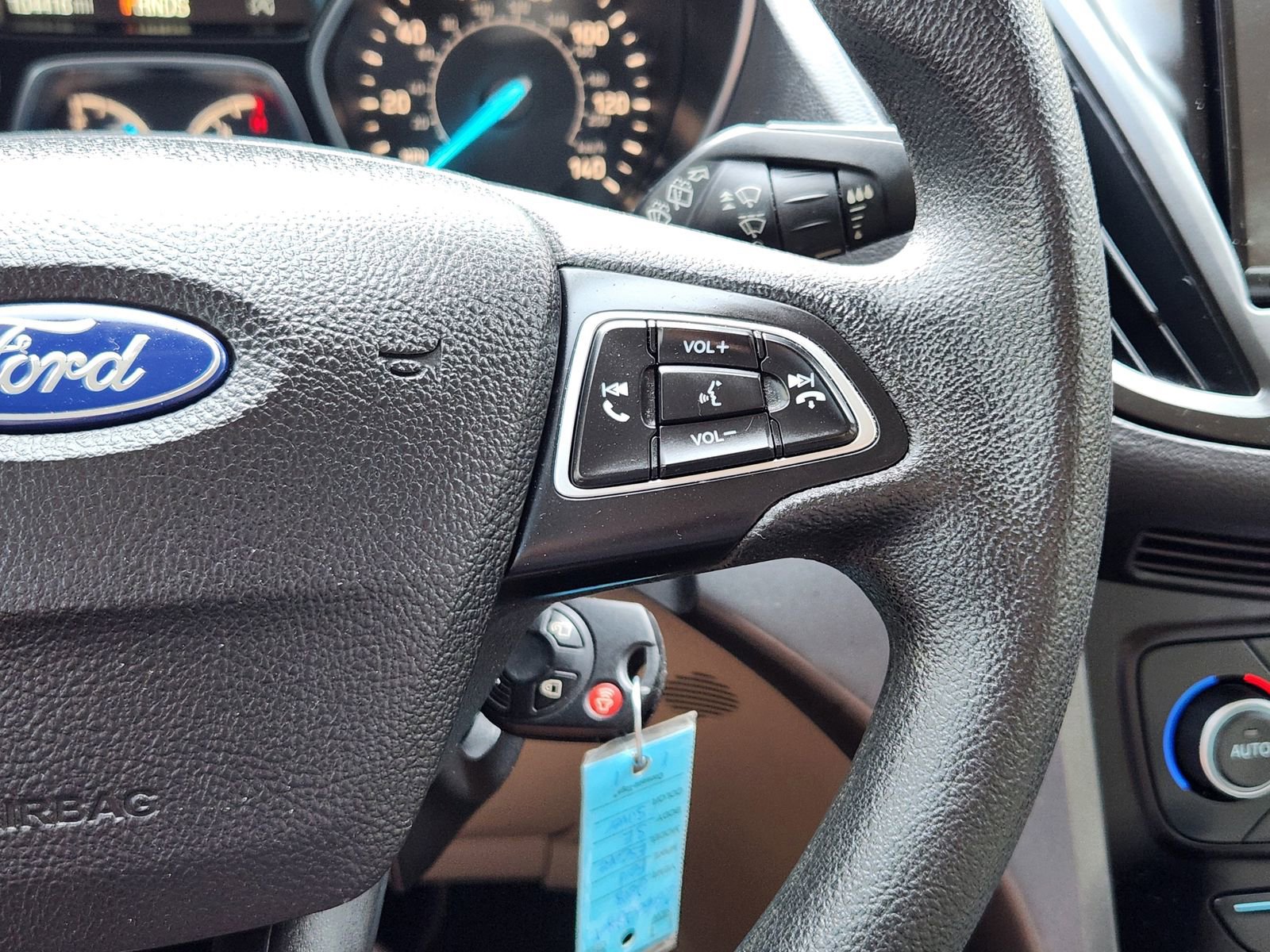 Used 2018 Ford Escape SE image 33