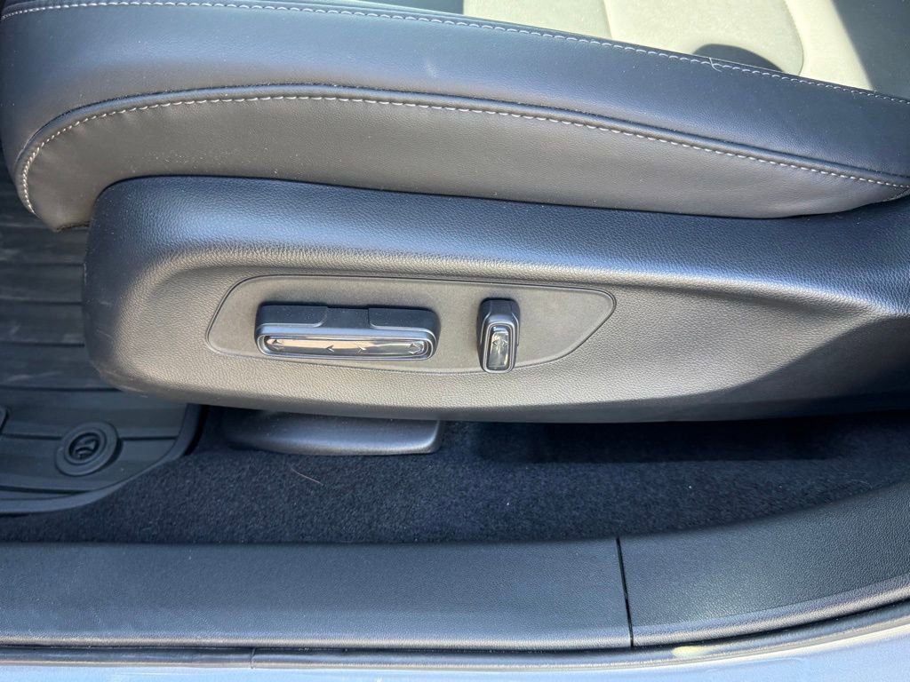 Certified 2025 Acura ADX AWD image 28