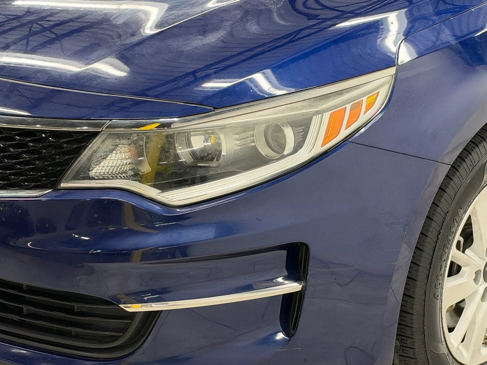Used 2017 Kia Optima LX FWD image 4