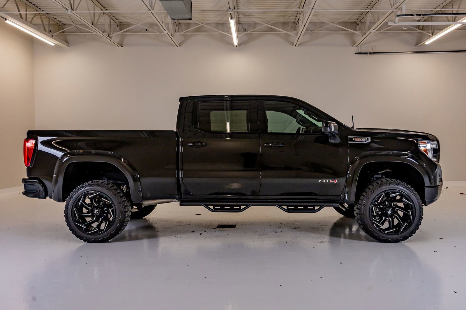 Used 2021 GMC Sierra 1500 AT4 w/ AT4 Preferred Package AWD/4WD image 10