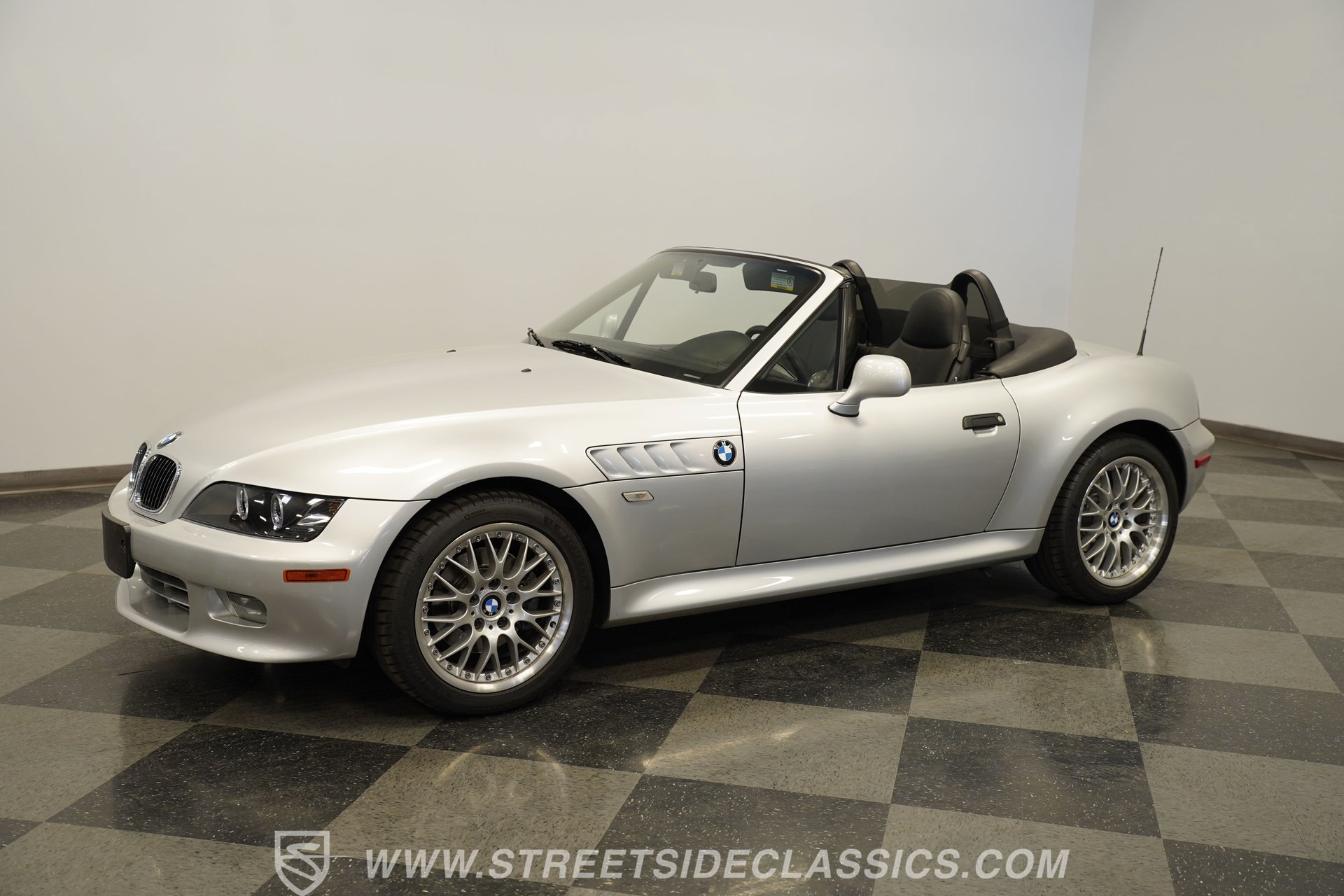 Used 2001 BMW Z3 3.0i RWD image 7