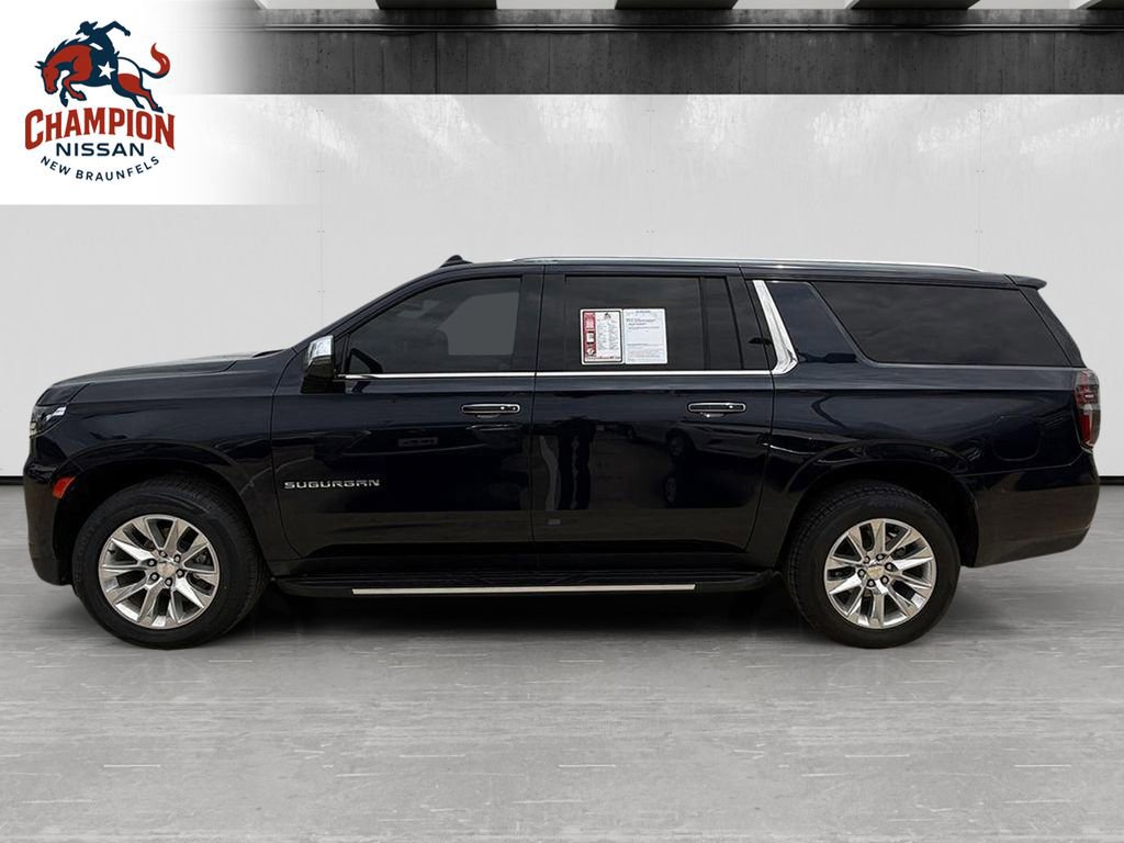 Used 2023 Chevrolet Suburban Premier AWD/4WD image 2