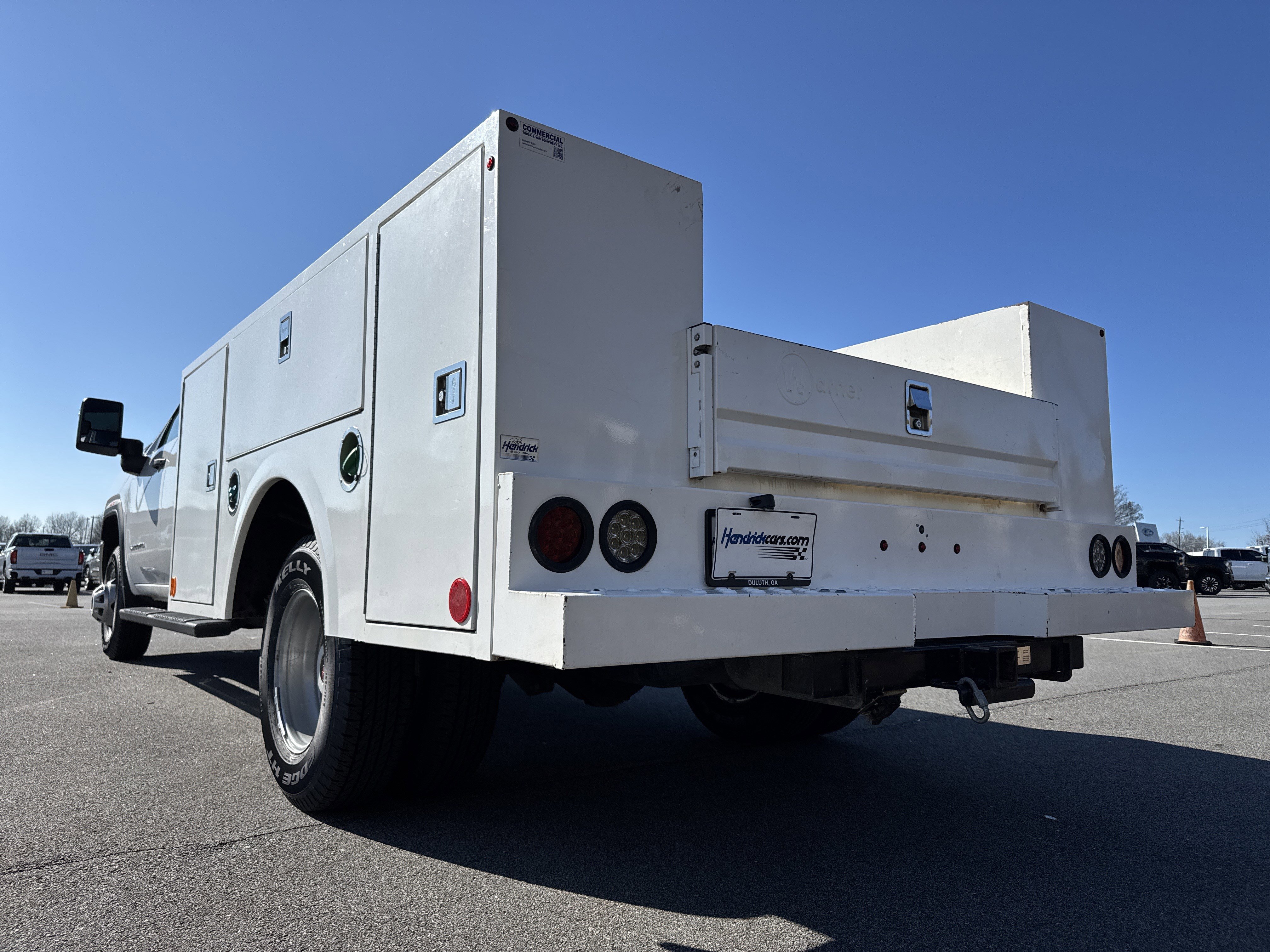 Used 2023 GMC Sierra 3500 Pro w/ Convenience Package image 8