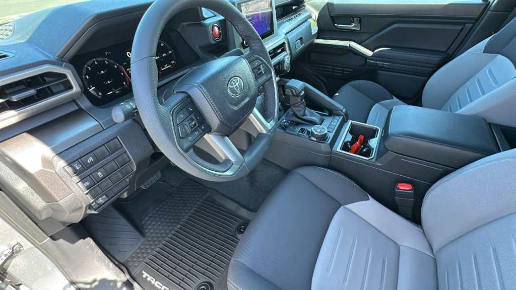 New 2025 Toyota Tacoma TRD Off-Road image 10
