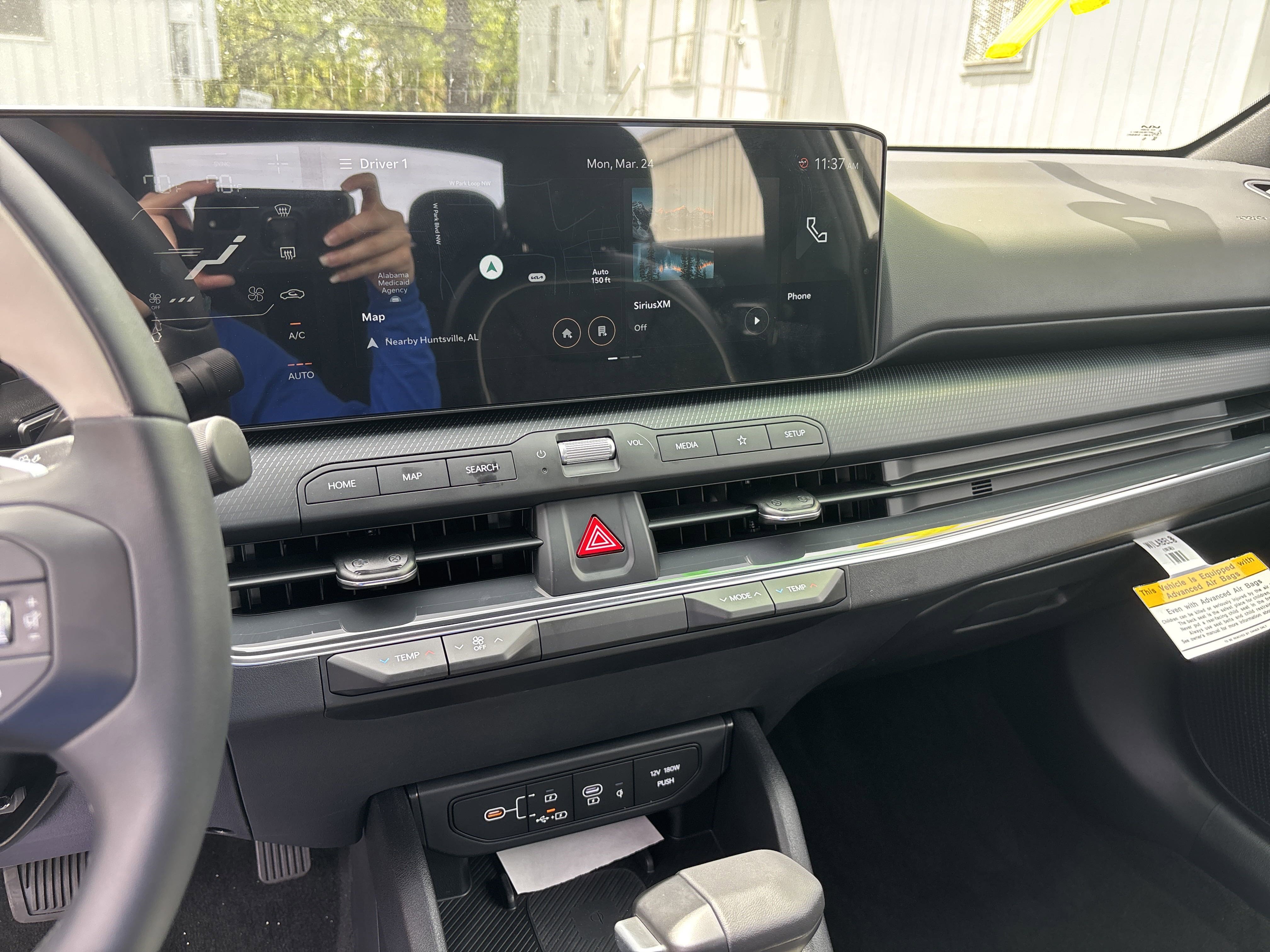 New 2025 Kia K4 GT-Line image 19