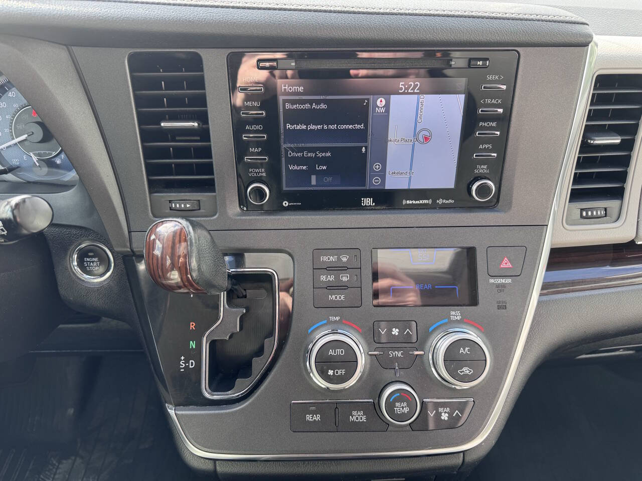 Used 2019 Toyota Sienna Limited AWD/4WD image 18