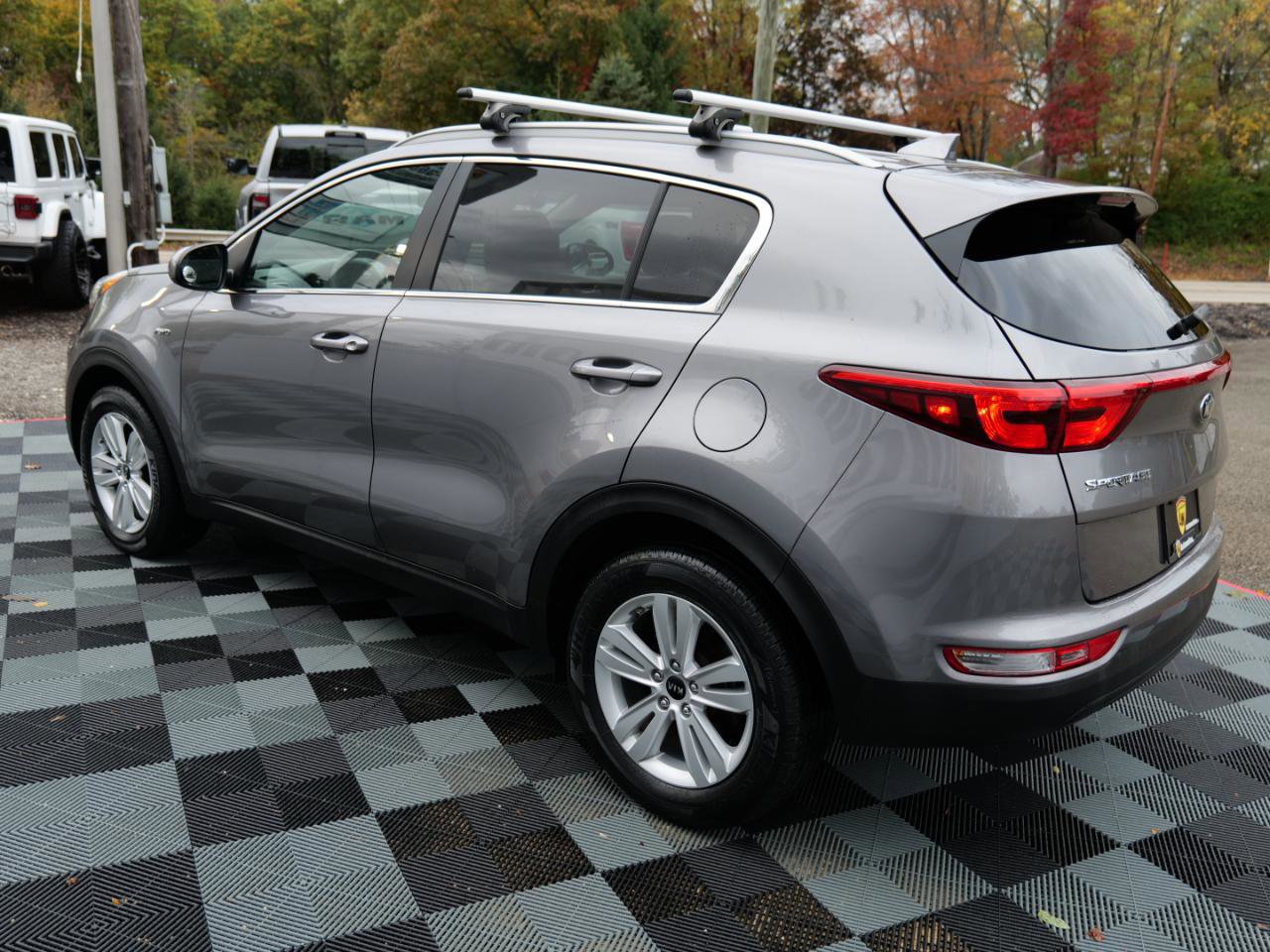 Used 2019 Kia Sportage LX w/ LX Popular Package image 7