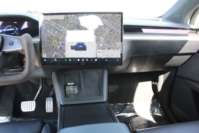 Used 2022 Tesla Model X Plaid image 26
