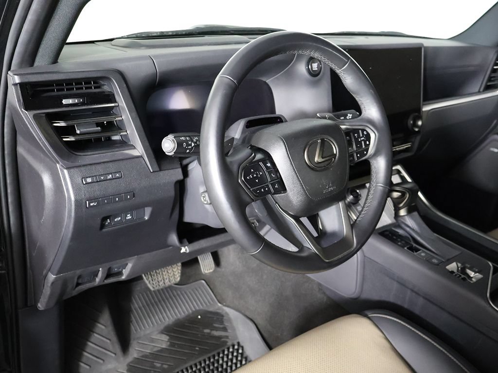 Used 2024 Lexus GX 550 AWD/4WD image 29