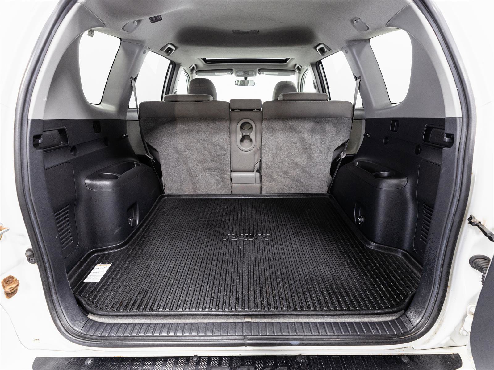 Used 2007 Toyota RAV4 Limited image 10