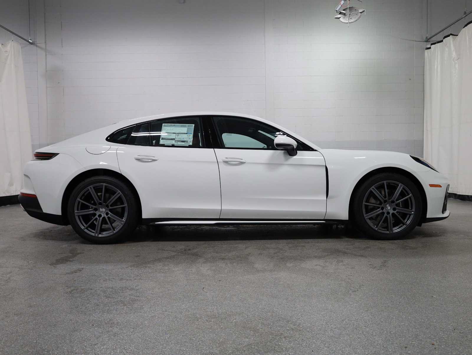New 2026 Porsche Panamera RWD image 10