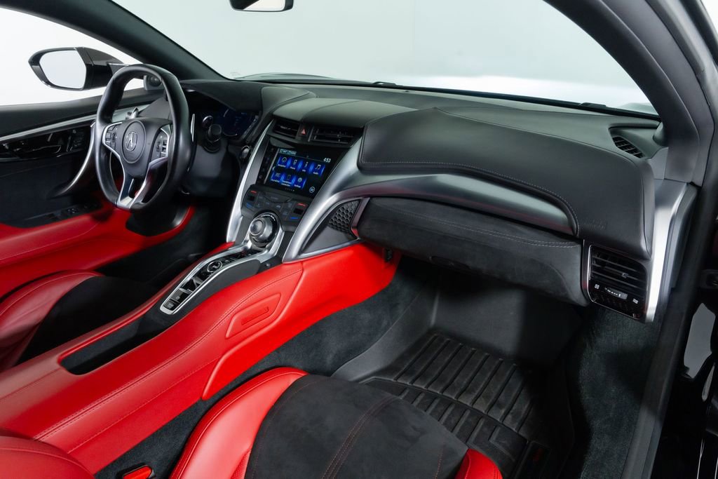 Used 2020 Acura NSX image 31